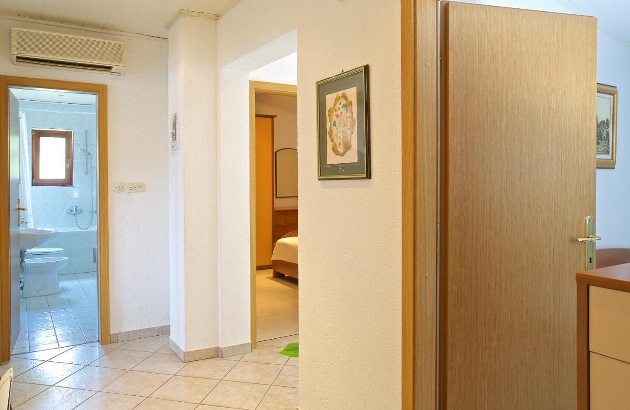 Apartments Vinka Jelsa  Luaran gambar