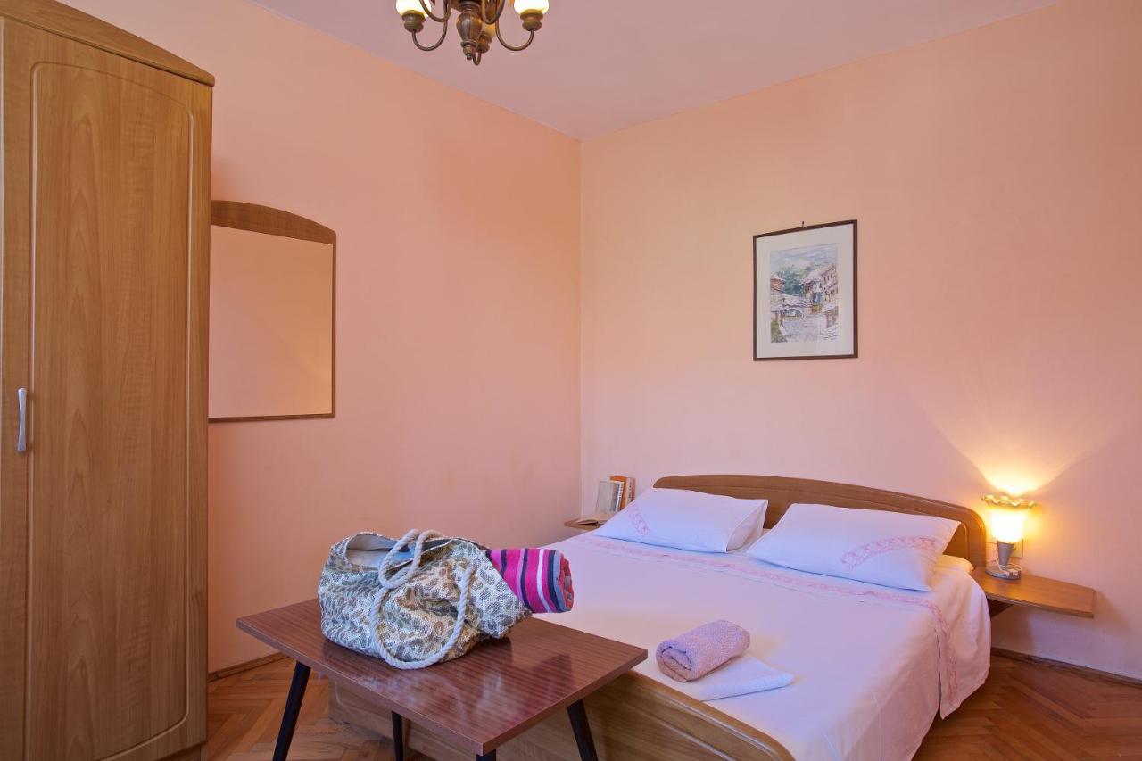 Apartments Vinka Jelsa  Luaran gambar