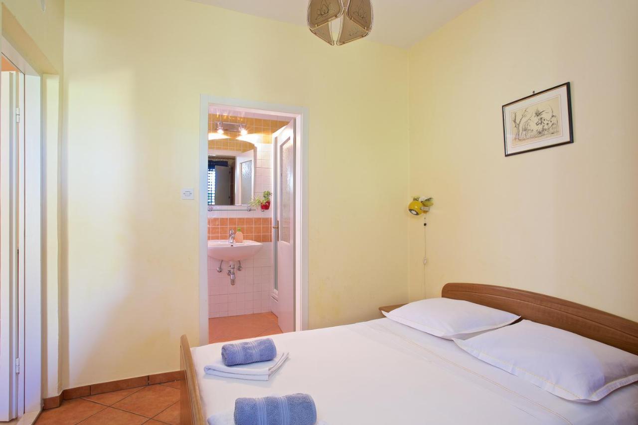 Apartments Vinka Jelsa  Luaran gambar