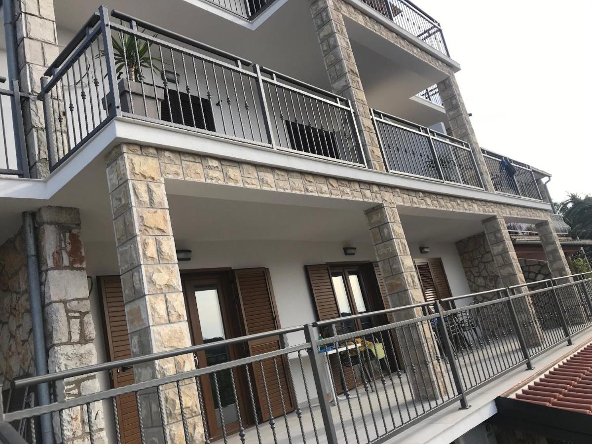 Apartments Vinka Jelsa  Luaran gambar